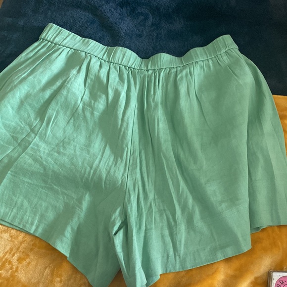 Vince Shorts Vince Linen Blend Pull on Shorts. NWOT. Size XL - Picture 6 of 8